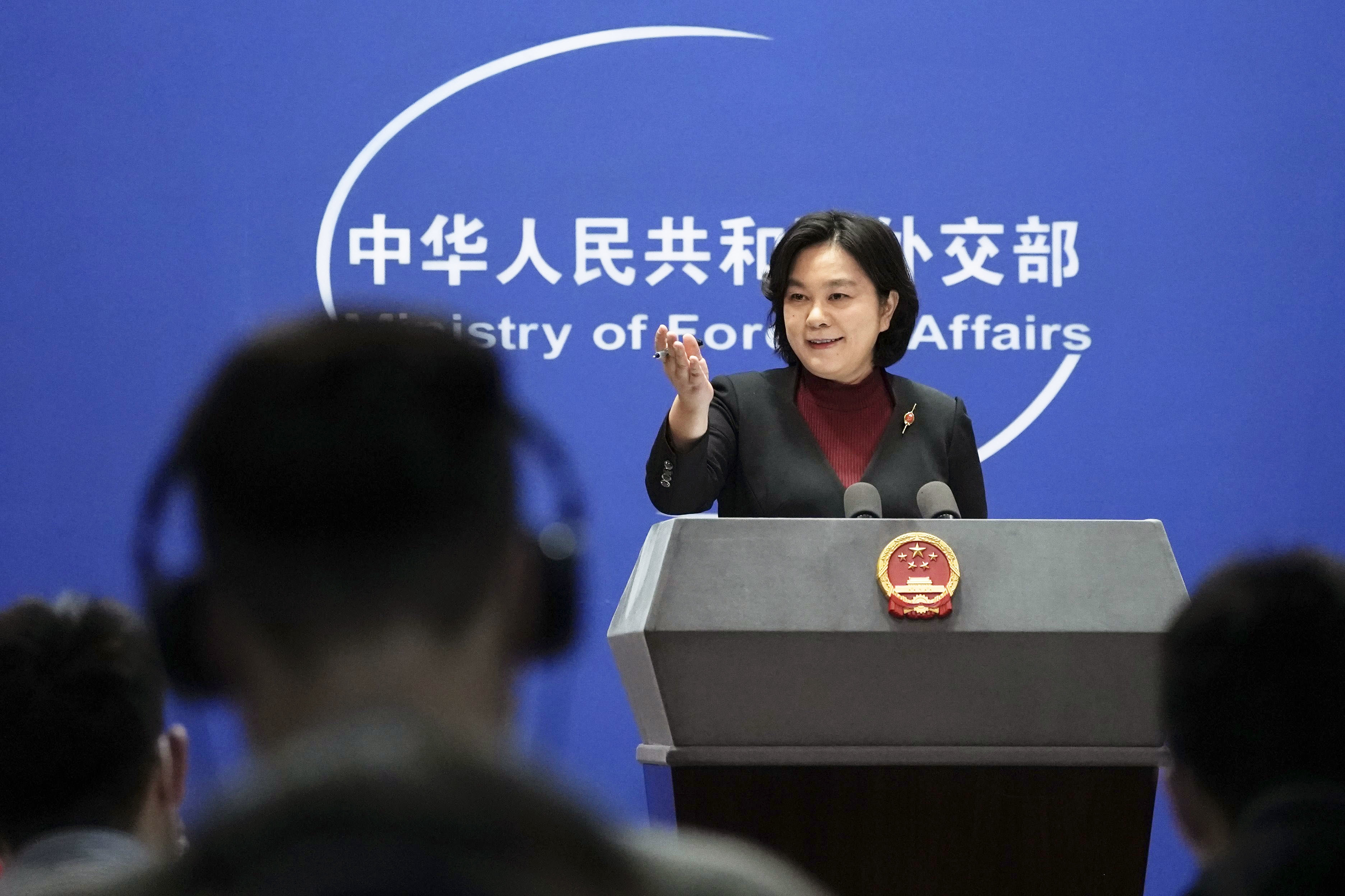 Die Sprecherin des chinesischen Außenministeriums, Hua Chunying, nimmt am 23. Februar an einer Pressekonferenz in Peking teil.