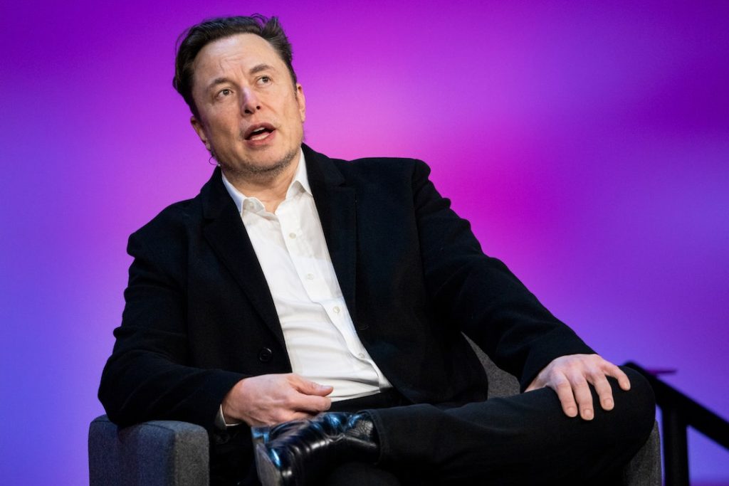Twitter-Mitwirkende gewinnen in Elon Musks Streben nach Gerechtigkeit