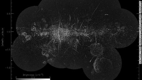 Hunderte mysteriöser Filamente wurden im Herzen der Milchstraße gefunden