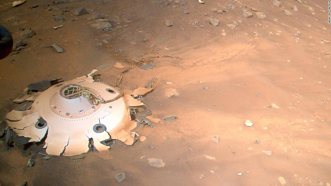 Photo of Ein ausgeklügelter Helikopter fotografiert das Trümmerfeld auf dem Mars