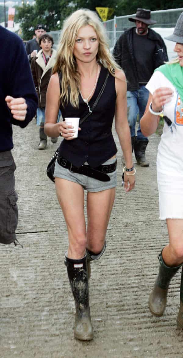 Kate Moss gab Wells Hunter einen Schub, nachdem sie sie 2005 in Glastonbury getragen hatte.