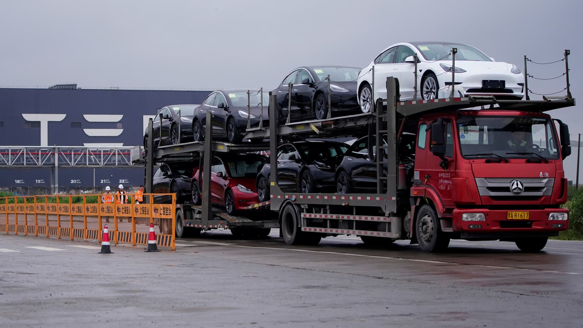 Fahrzeugproduktions- und Auslieferungszahlen Tesla TSLA Q1 2022