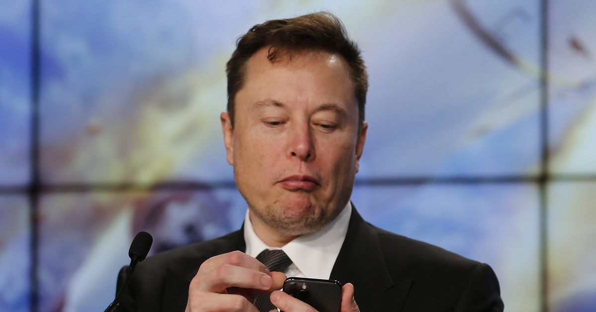 Photo of Investoren sagen, dass Richter Musks Tweets darüber, Tesla privat zu machen, falsch sind