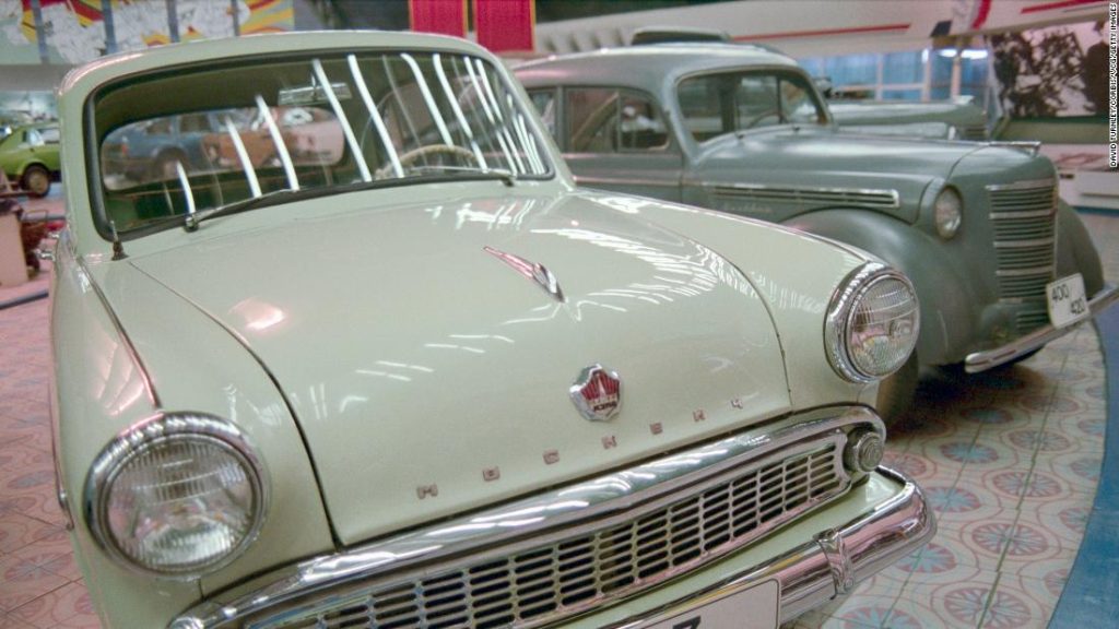 Moskvich: Russland braucht Autos, also startet es diese Marke aus der Sowjetzeit neu
