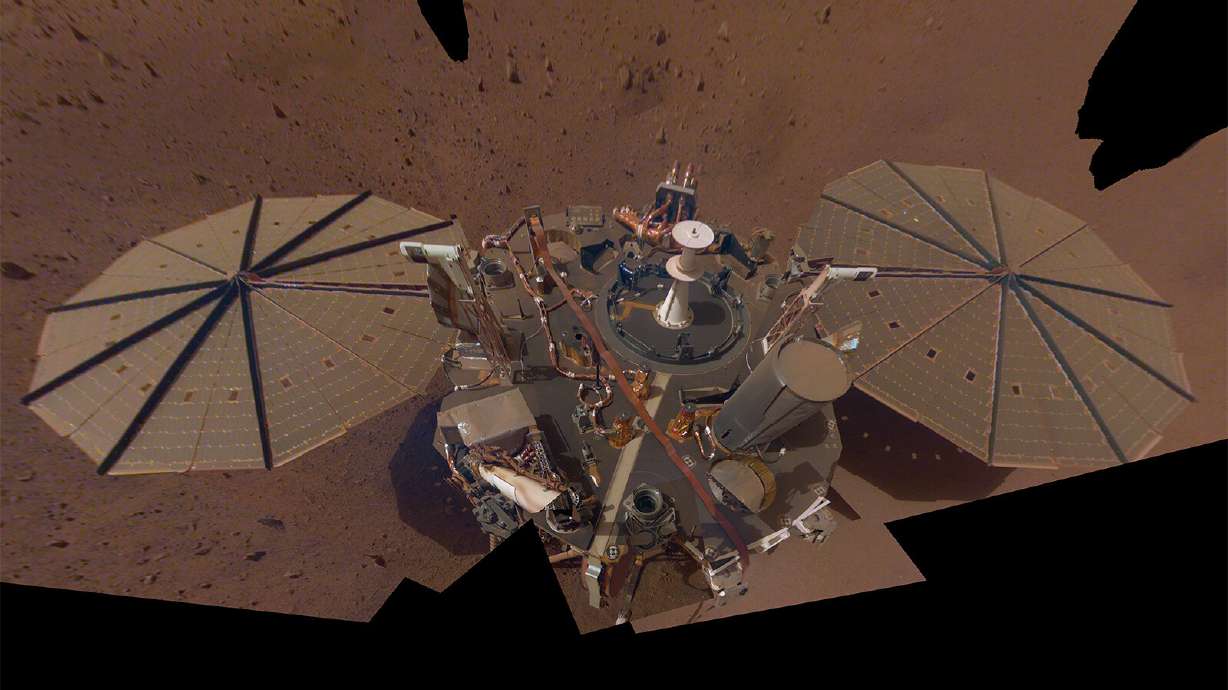 Photo of Das letzte Selfie des Mars-Landungsrover auf dem Roten Planeten zeigt, warum seine Mission endete