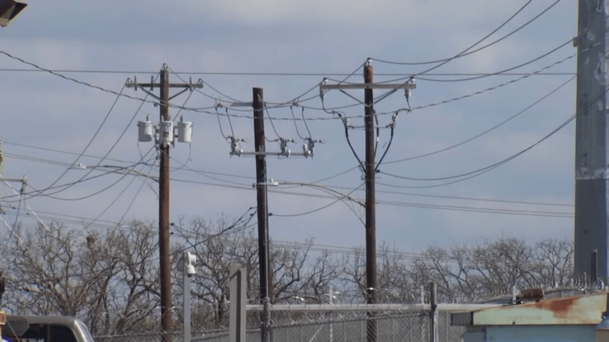 Photo of ERCOT fordert die Texaner auf, über das Wochenende bis 20 Uhr Strom zu sparen – NBC 5 Dallas-Fort Worth