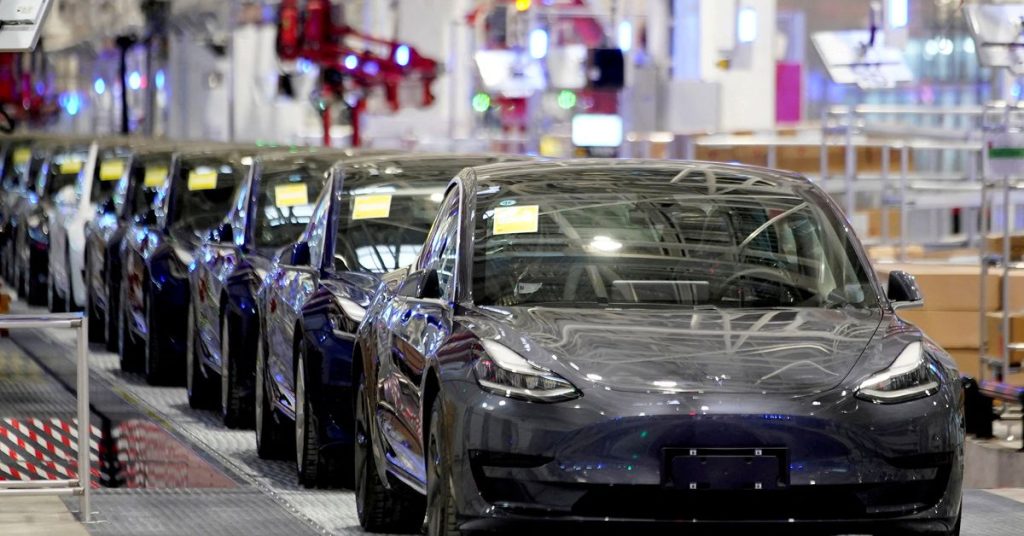 Exklusiv: Tesla stoppt den größten Teil der Produktion im Werk in Shanghai, stoppt die Verkäufe im April