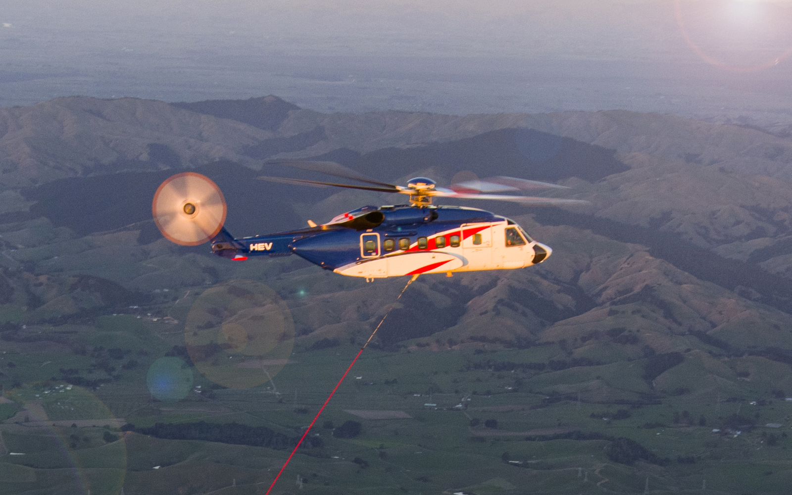 Photo of Rocket Lab fängt den Booster zum ersten Mal in der Luft mit einem Hubschrauber ein