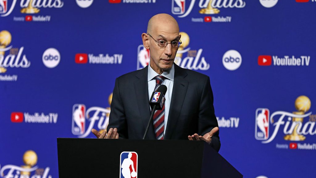 NBA-Kommissar Adam Silver sagte, die Liga habe nach dem Streit mit China „Hunderte Millionen“ Dollar verloren