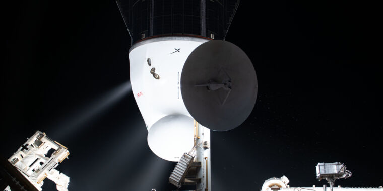 Photo of NASA und SpaceX stoppen den Start von Dragon, um das Hydrazinproblem zu untersuchen