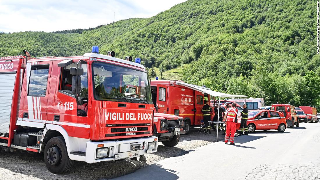 Photo of Monte Cuzna: Sieben Tote bei Hubschrauberabsturz in Italien