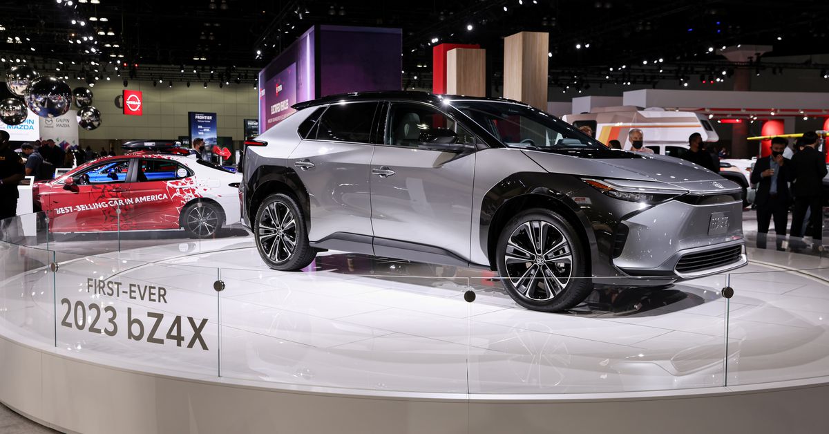 Photo of Weniger als zwei Monate nach der Markteinführung ruft Toyota seine ersten in Serie produzierten Elektroautos zurück