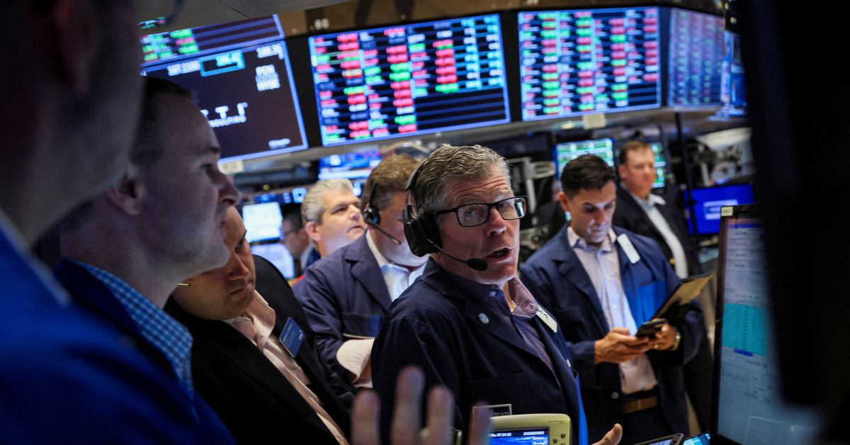 Photo of Die Wall Street schloss niedriger, als die Aktien von Werbetechnologie und sozialen Medien fielen