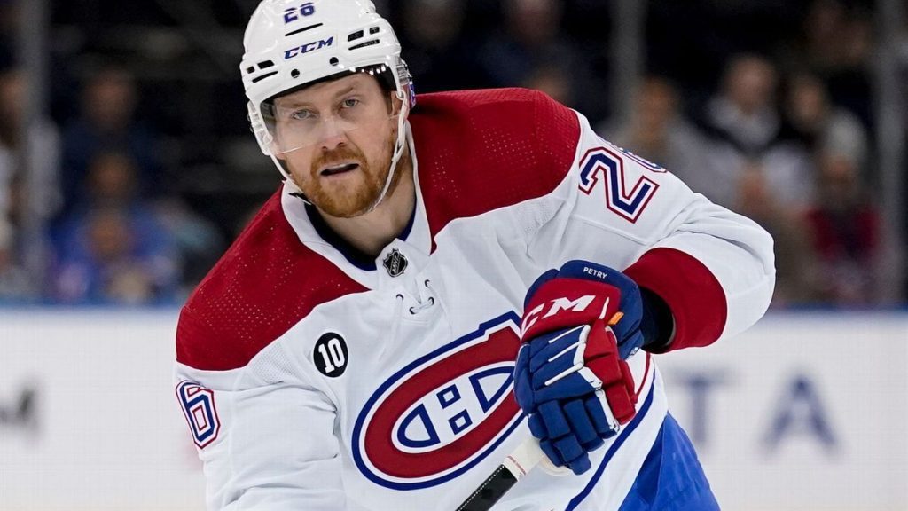 Die Montreal Canadiens kürzen Gehälter und schicken den erfahrenen Verteidiger Jeff Petrie, 34, zu den Pittsburgh Penguins
