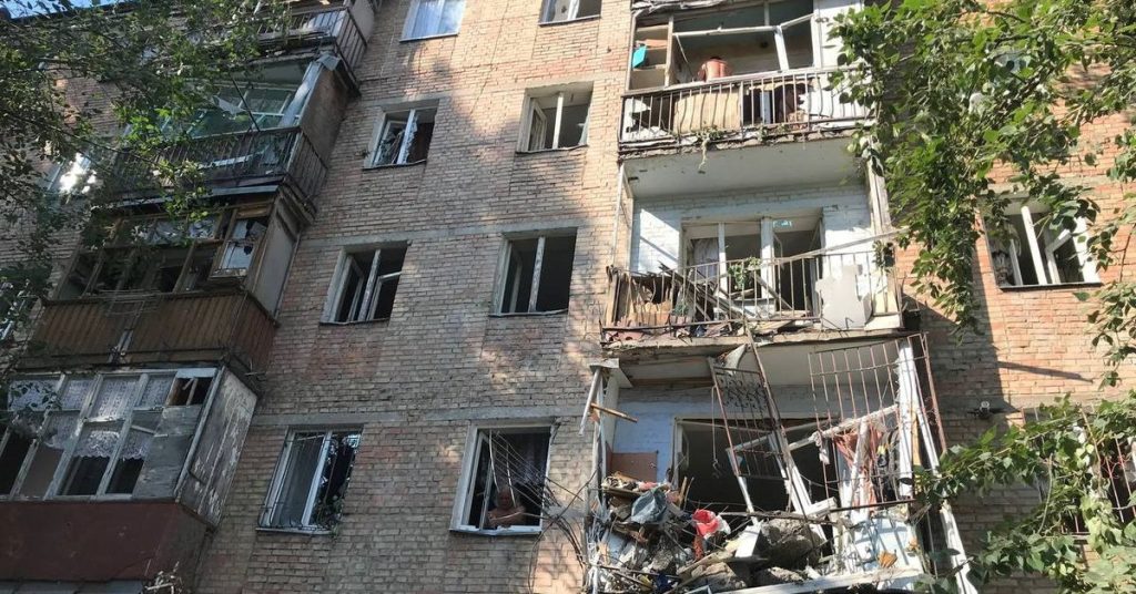 Explosionen erschüttern eine Stadt in der Südukraine, während Russland im Osten an Boden gewinnt