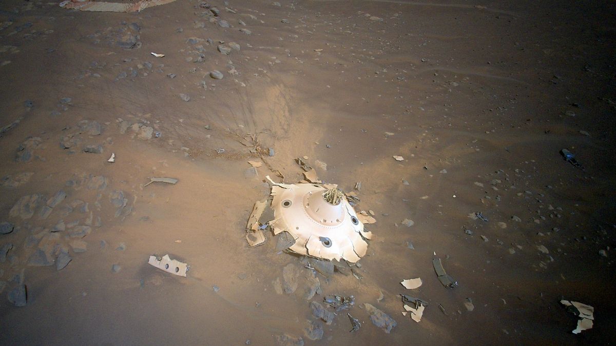 Photo of Der Perseverance-Rover auf dem Mars filmt die Trümmer seiner Landung