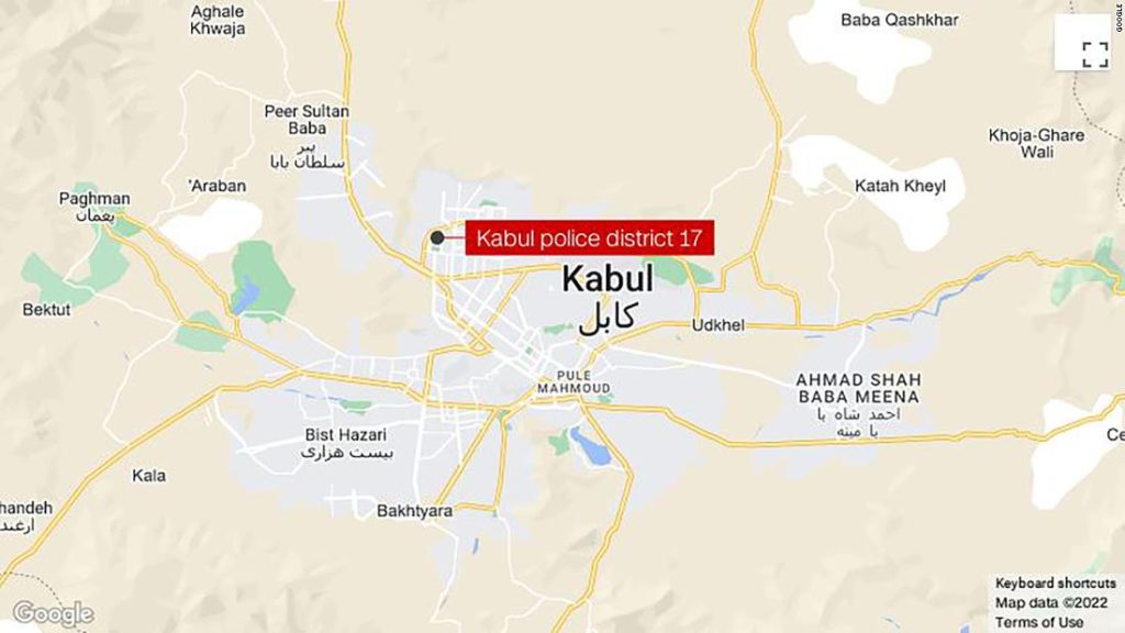 Kabul – Eine tödliche Explosion in einer Moschee in der afghanischen Hauptstadt tötete 21 Menschen, teilte die afghanische Polizei mit