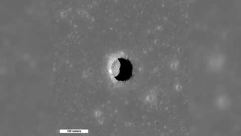 Das LRO der NASA entdeckte Mondkrater mit für Menschen geeigneten Temperaturen (NASA)