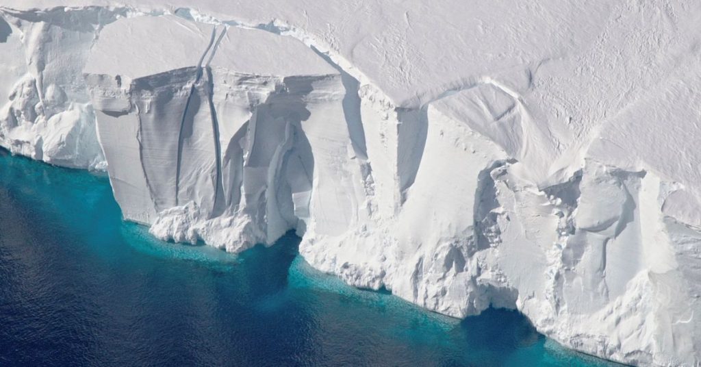 Satellitenbilder zeigen, dass das Schelfeis der Antarktis schneller kollabiert als bisher angenommen