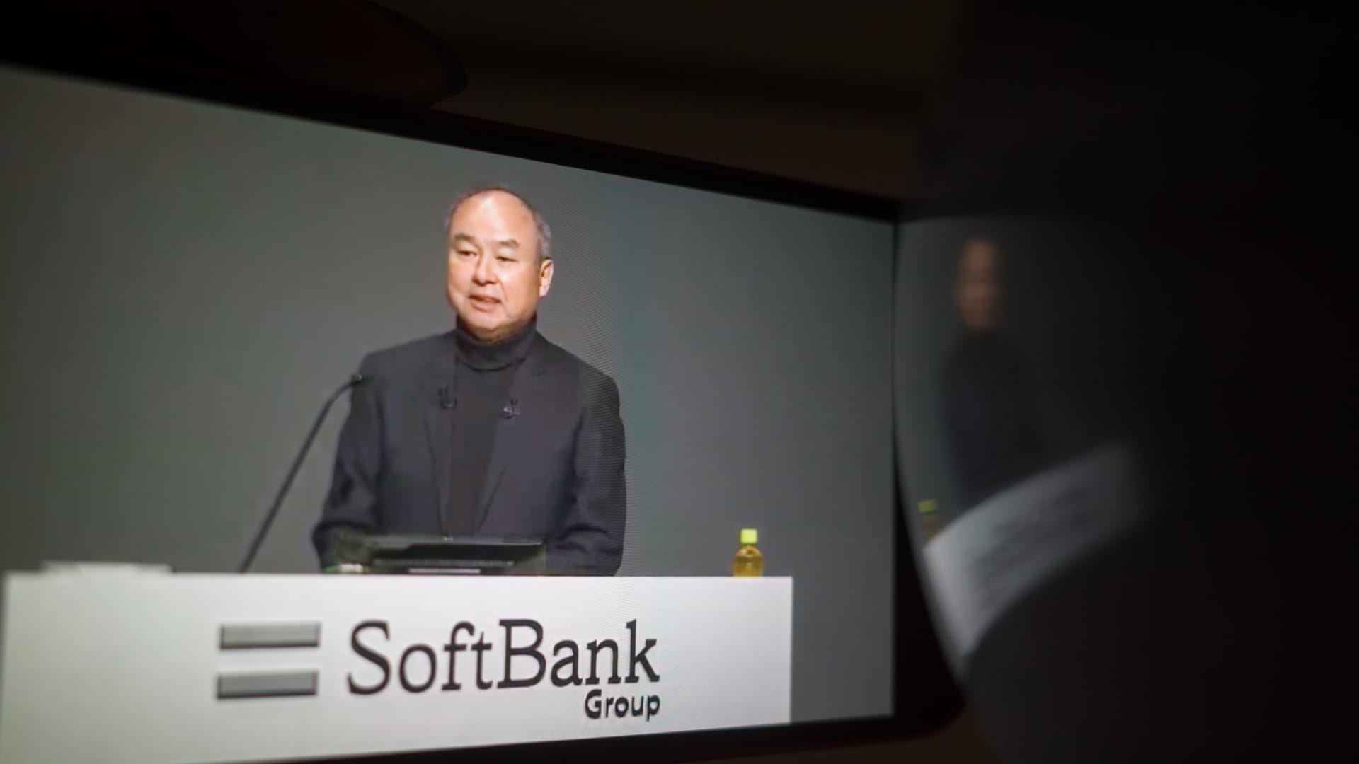 Photo of SoftBank Vision Fund erleidet vierteljährliche Verluste in Höhe von 21,6 Milliarden US-Dollar