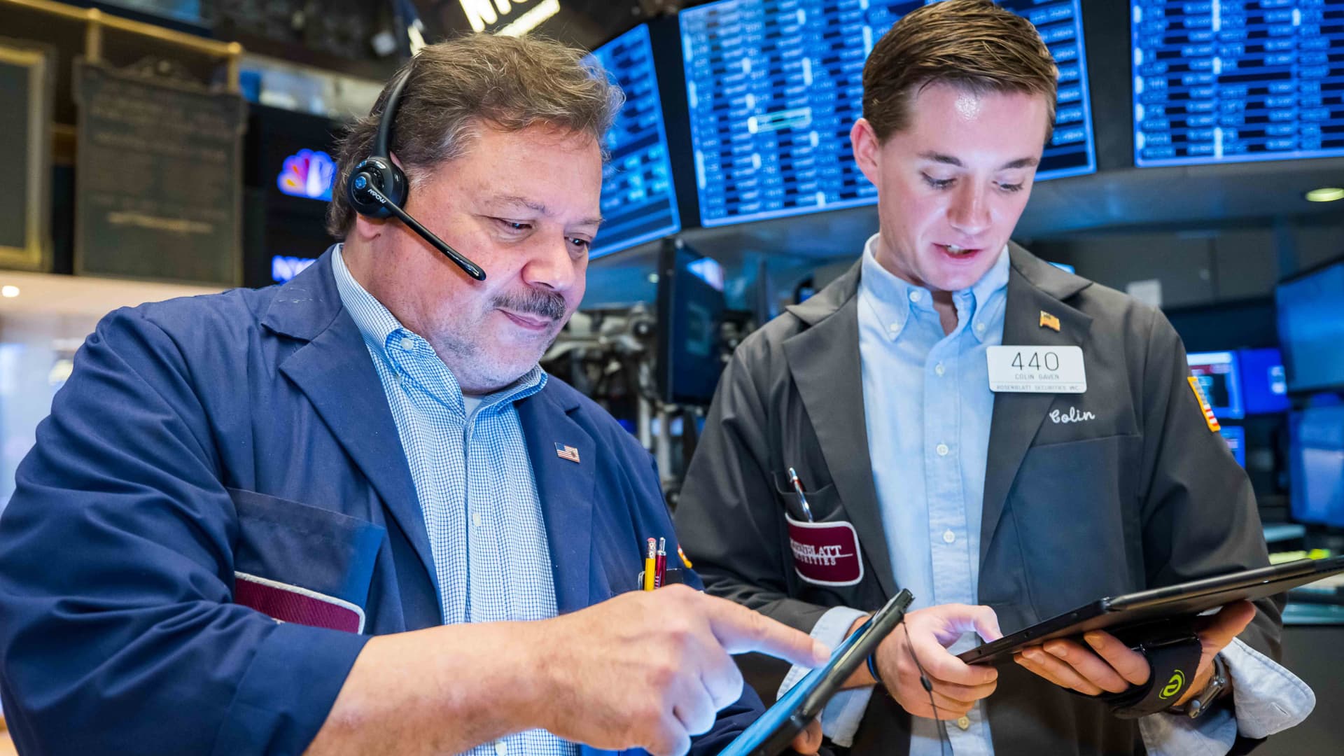 Photo of US-Aktien-Futures stiegen, nachdem der Dow brach, der S&P 500 rutschte drei Tage lang ab