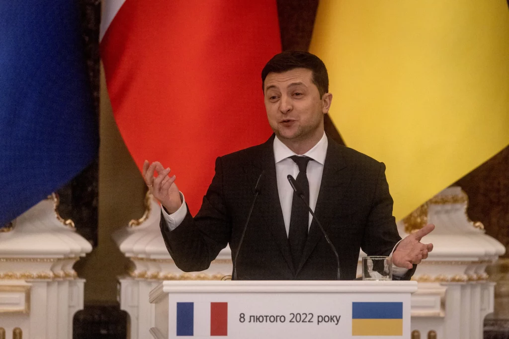 Selenskyj drängt auf „beschleunigten“ Antrag auf NATO-Mitgliedschaft der Ukraine