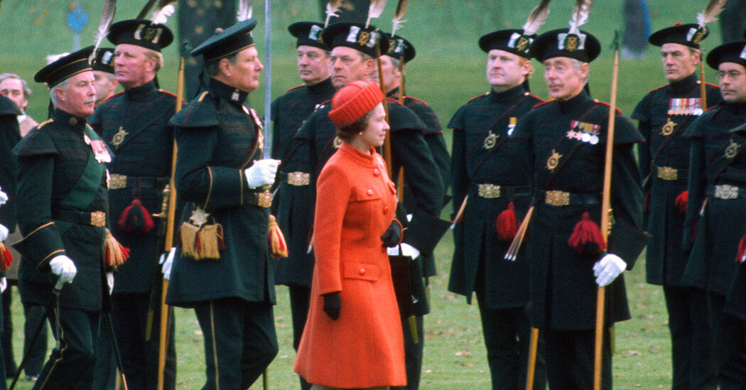 Photo of Wie der Stil von Königin Elizabeth II. die Welt prägte
