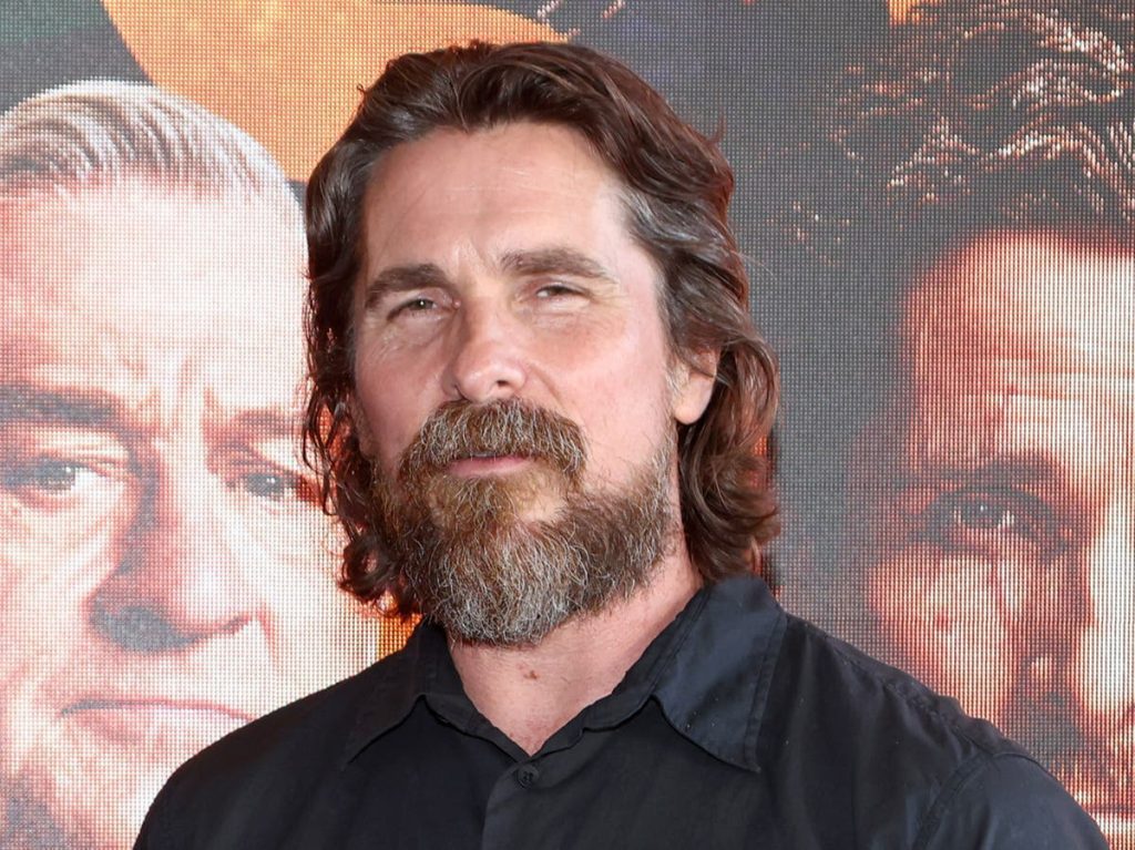 Christian Bale sagt, Green-Screen-Filme wie Thor seien beim Drehen „eintönig“.