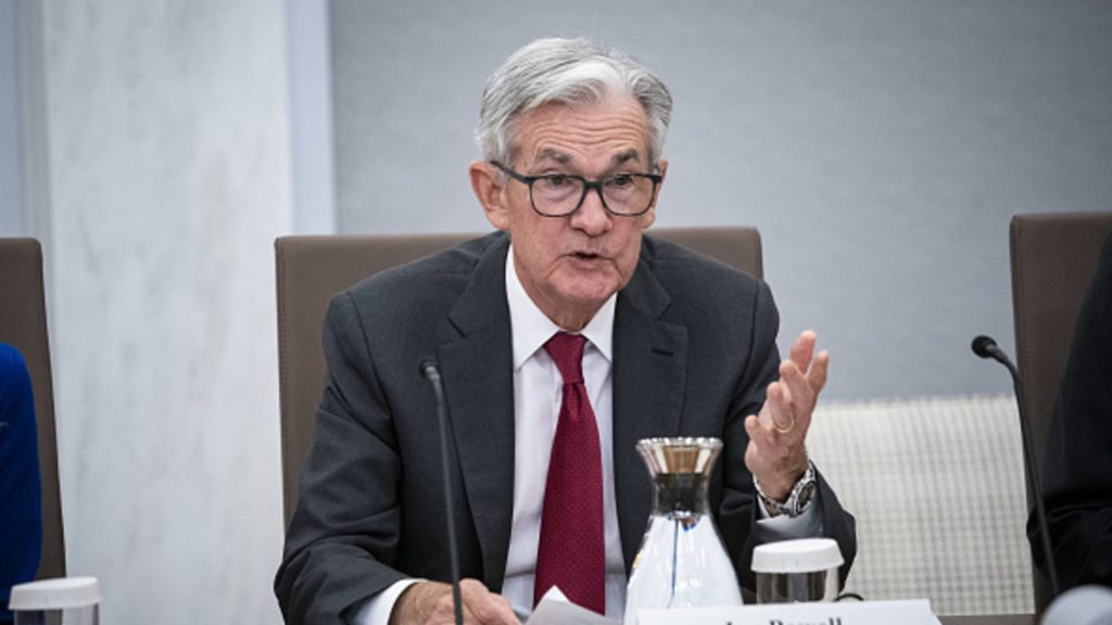 Powell steht erneut unter politischem Druck, da die Sorgen um die Wirtschaft zunehmen
