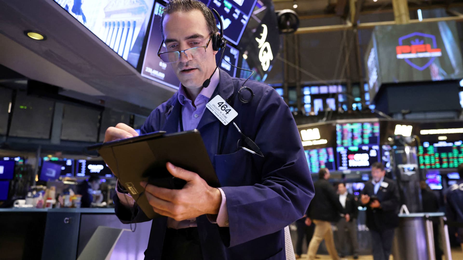 Photo of Die Aktien-Futures änderten sich kaum, da die Wall Street den Arbeitsmarktbericht für Oktober erwartet