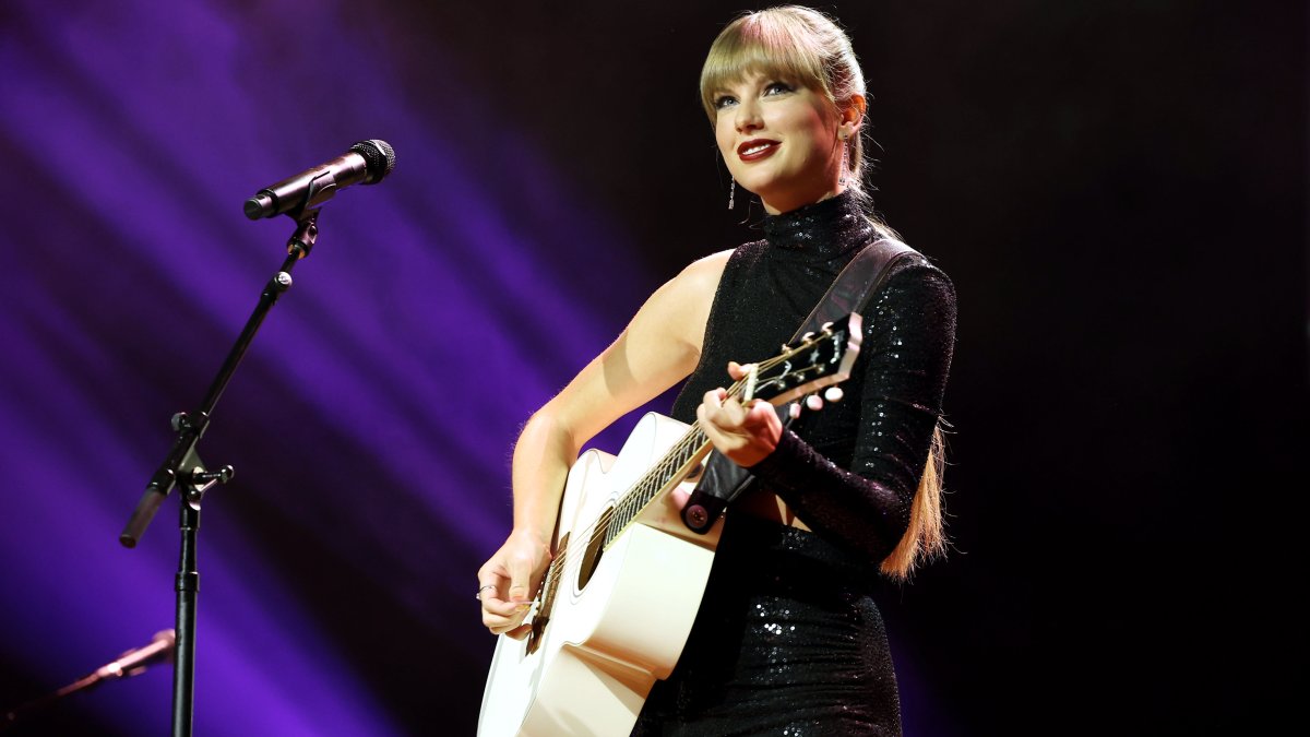 Photo of Inmitten von Berichten über Probleme im Vorfeld des Vorverkaufs von Taylor Swift, Ticketmaster Release Statement – ​​NBC Chicago